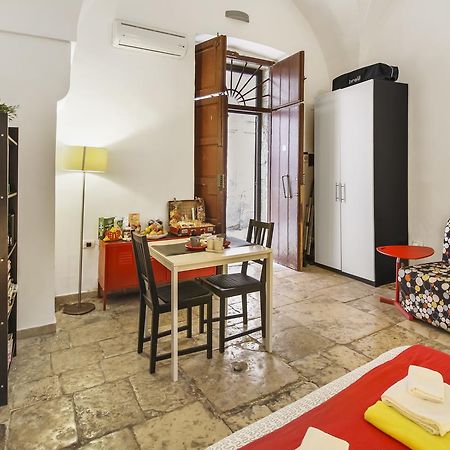 B&B Affittacamere Del Teatro Brindisi Exteriér fotografie
