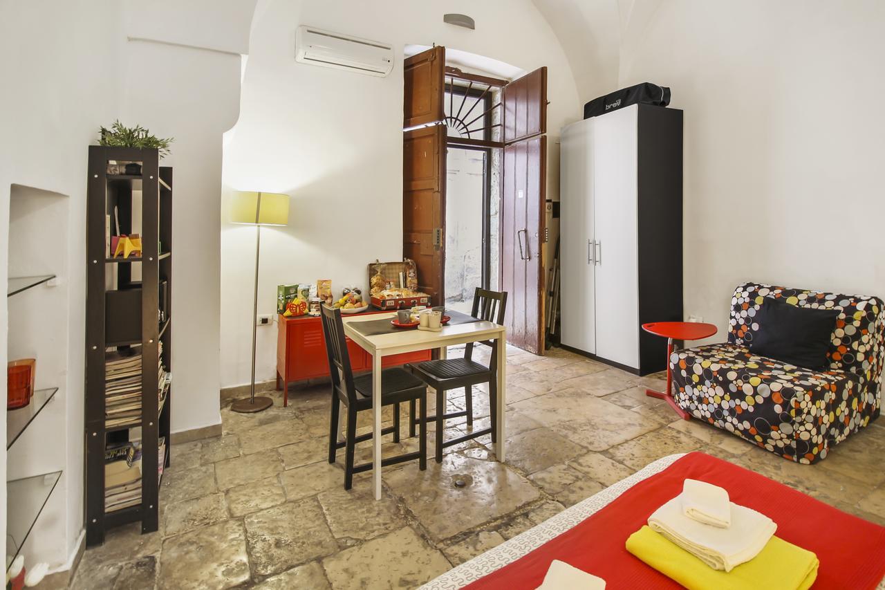 B&B Affittacamere Del Teatro Brindisi Exteriér fotografie