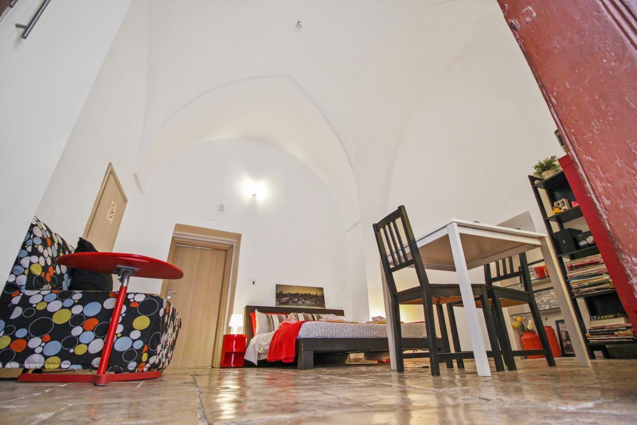 B&B Affittacamere Del Teatro Brindisi Exteriér fotografie