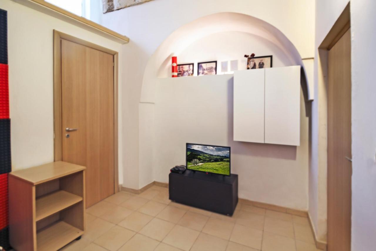 B&B Affittacamere Del Teatro Brindisi Exteriér fotografie